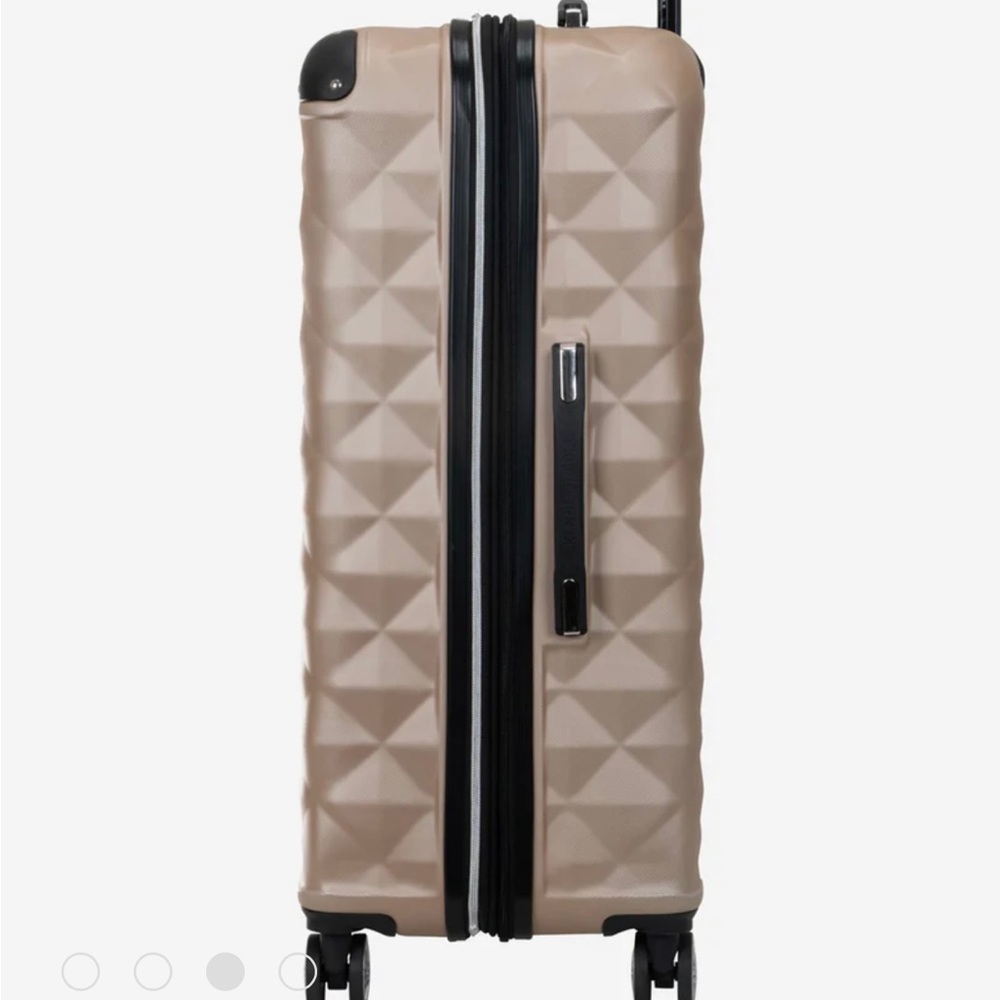 Kenneth Cole diamond shaped luggage